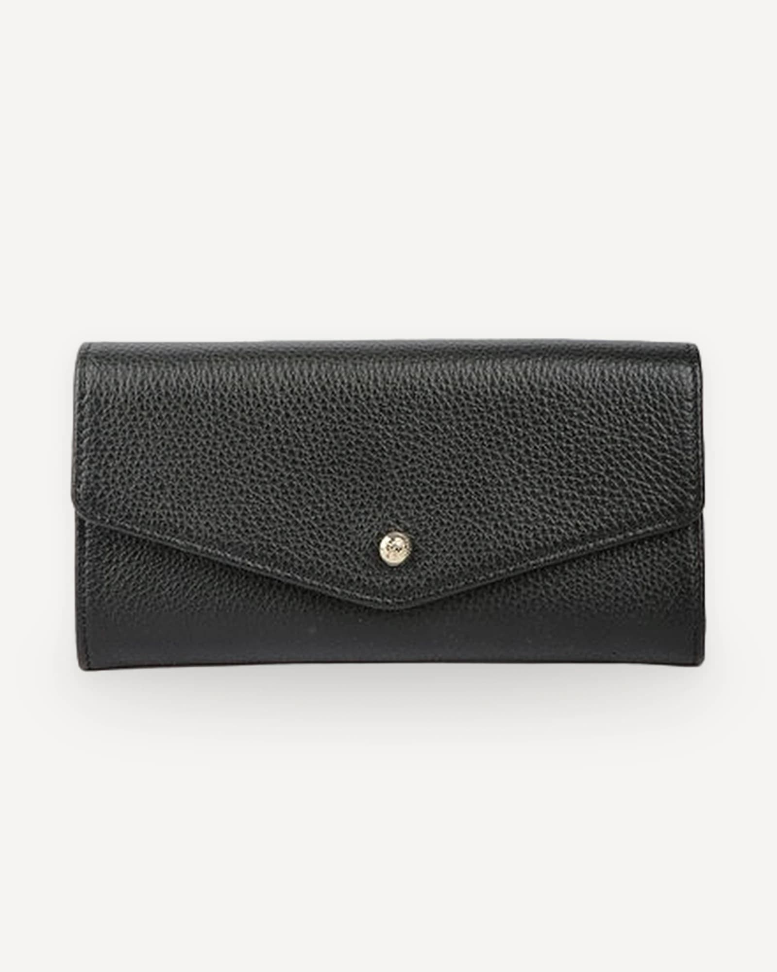 326 in Black