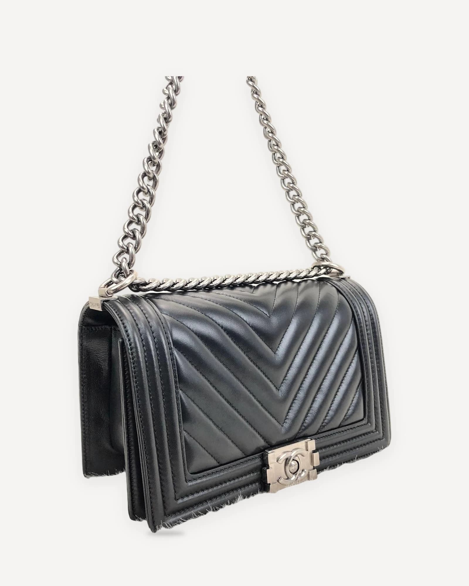 218 in Black