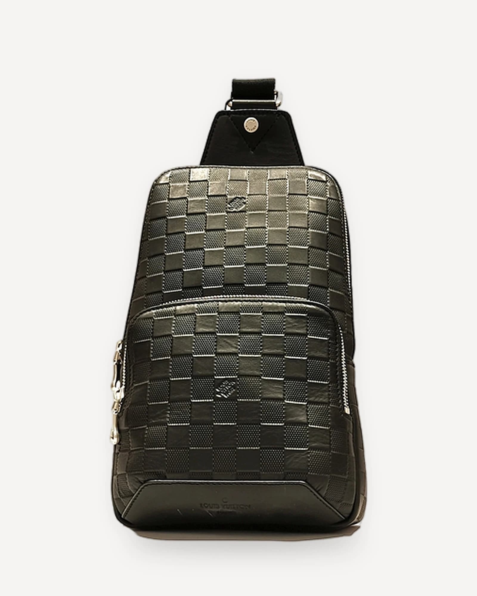 584 in Black